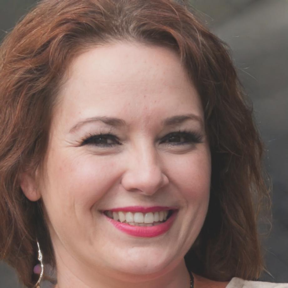 Marie Dubois, Analyste Financier Senior